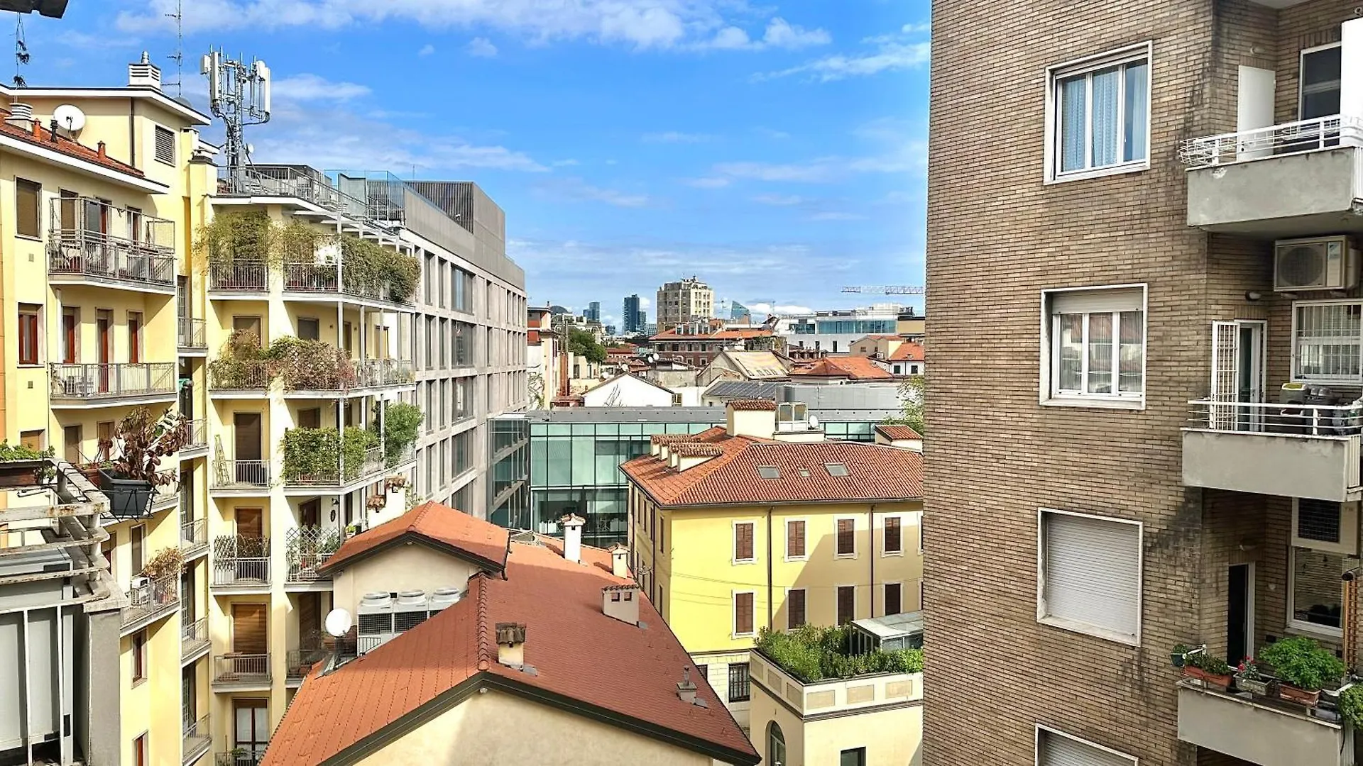 -Duomo- Luxury Design Apartment Milan Italy