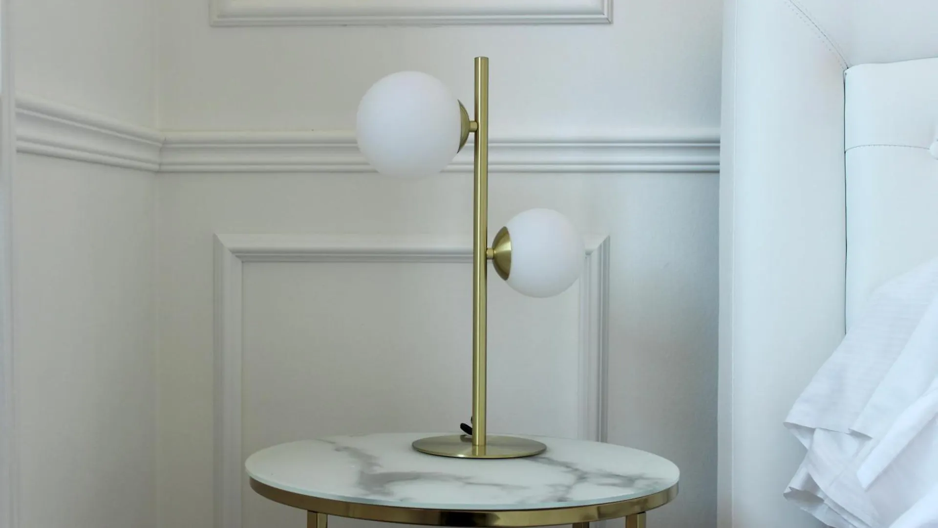 -Duomo- Luxury Design Apartment Milan 0*,  Italy